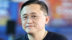 Over a thousand Hinatuan indigents receive add'l support from Bong Go