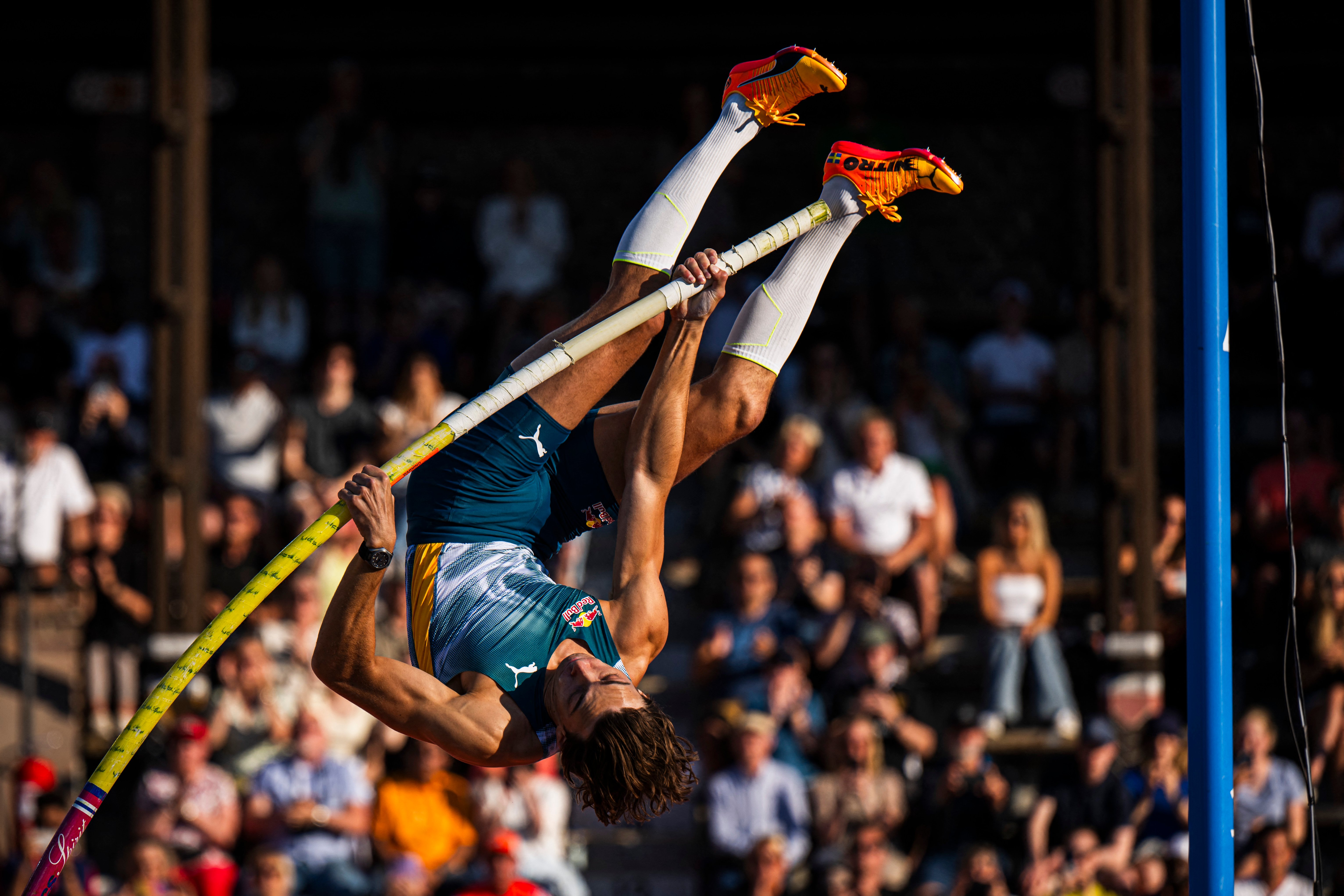 Bol delivers; Duplantis flirts with record finish