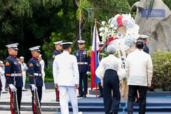 
Wreath-laying rite on 453rd Manila Day