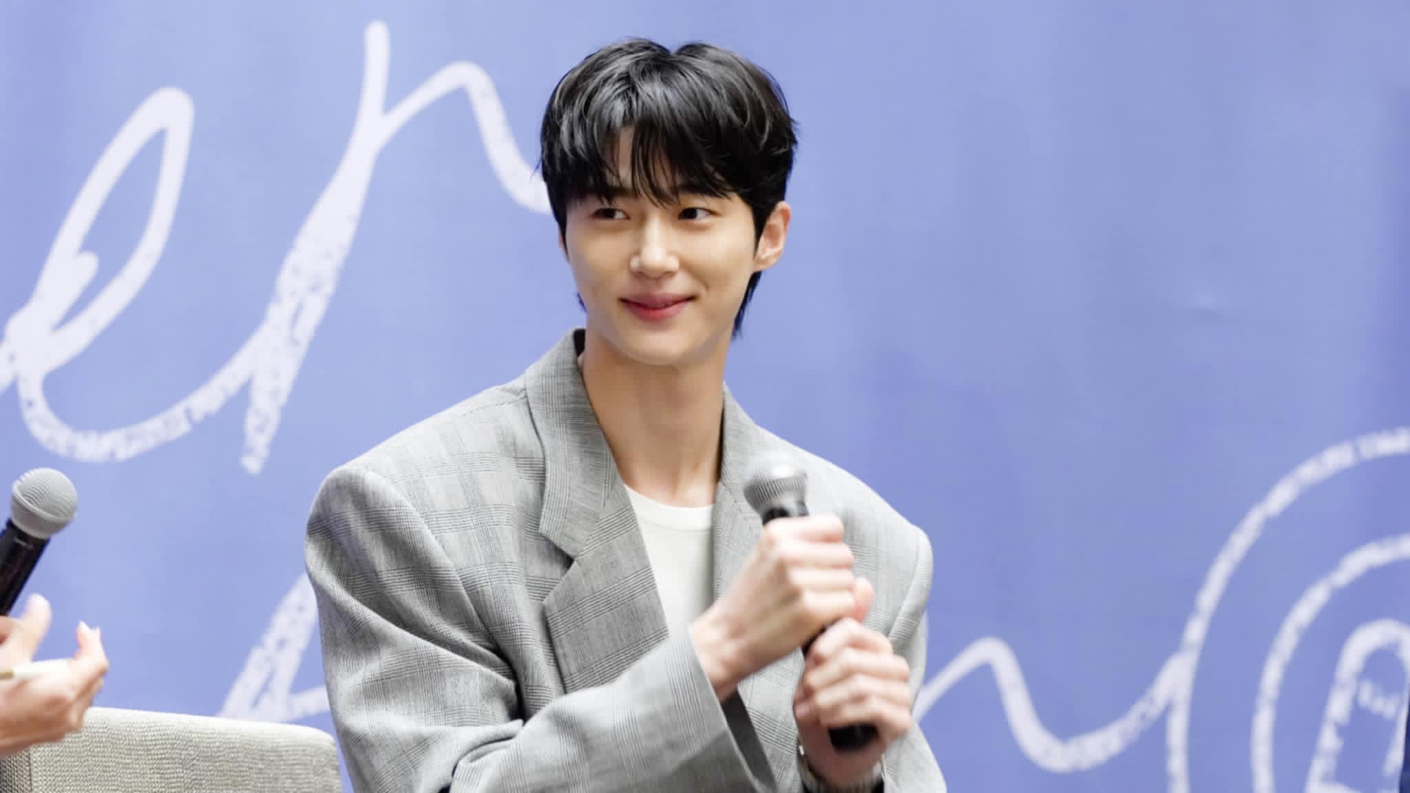 Byeon Woo Seok enchants Manila at first-ever Asia fanmeet