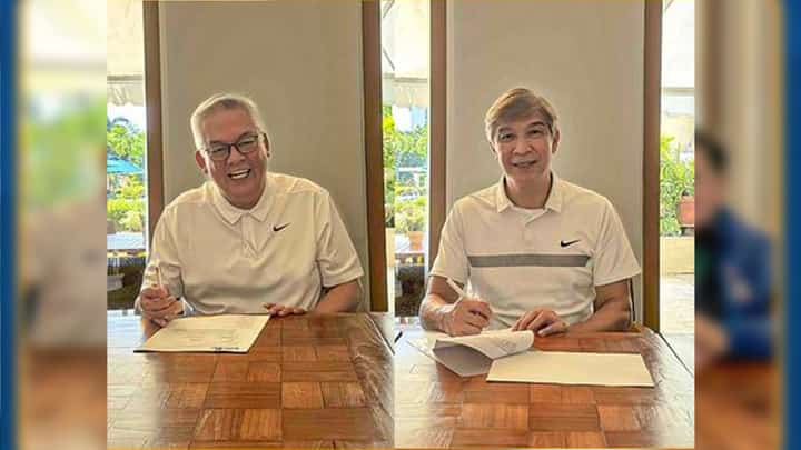 NLEX Team Manager Virgil Villavicencio(left), Coach Jong Uichico(Right)