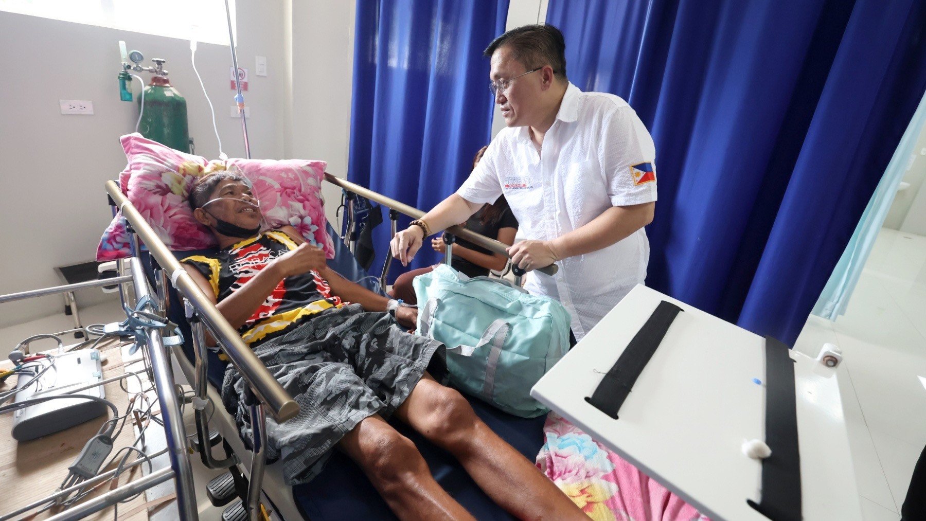 Bong Go inspects new district hospital, Super Health Center in Aklan town
