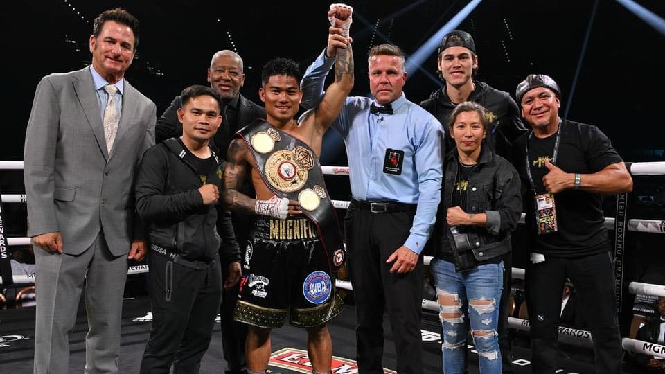 Magsayo crushes Ecuadorian