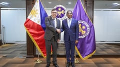Malaysia explores trade, capital deals