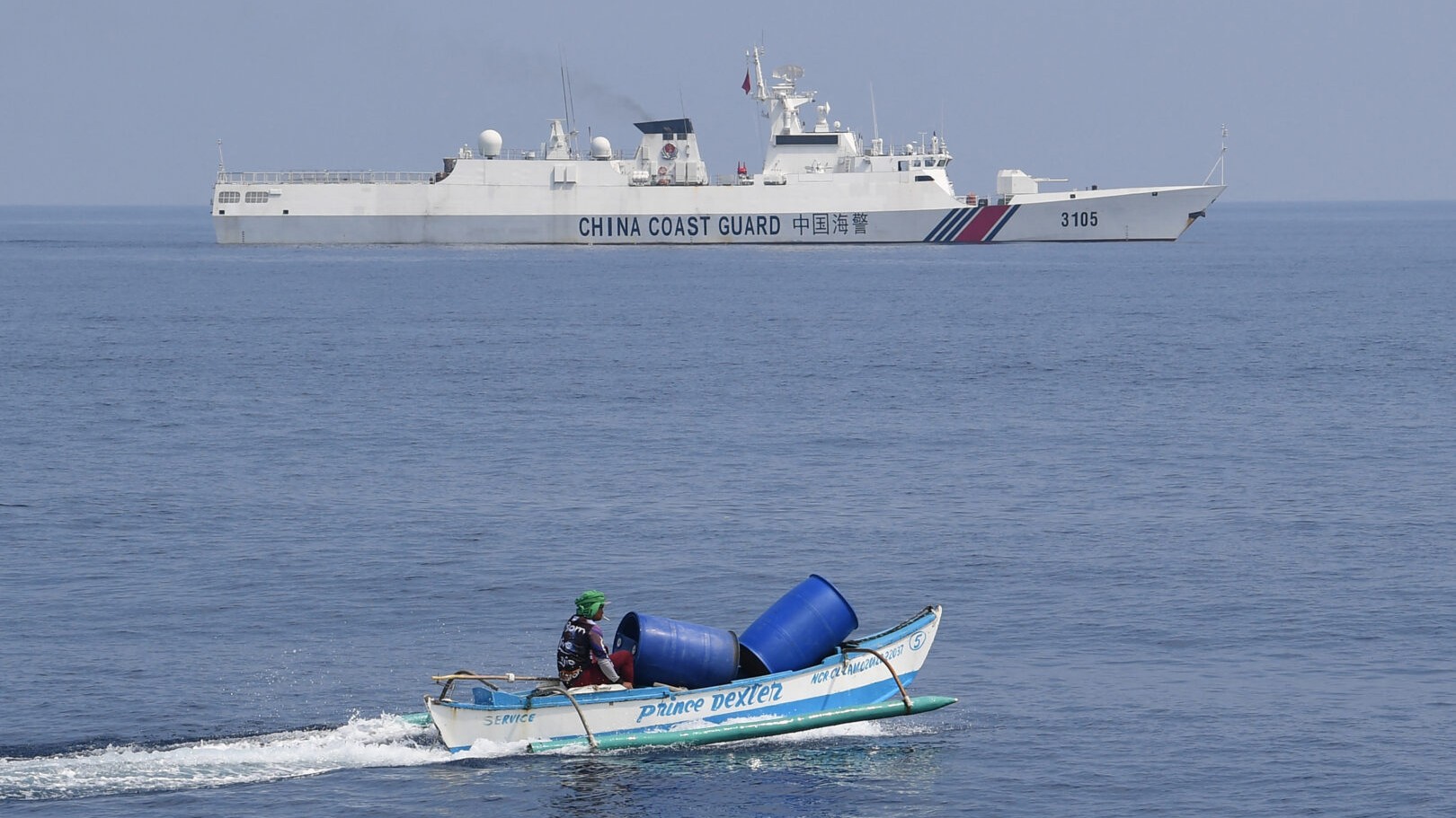 Filipino fishing boat rammed at Spratlys, culprit still unidentified