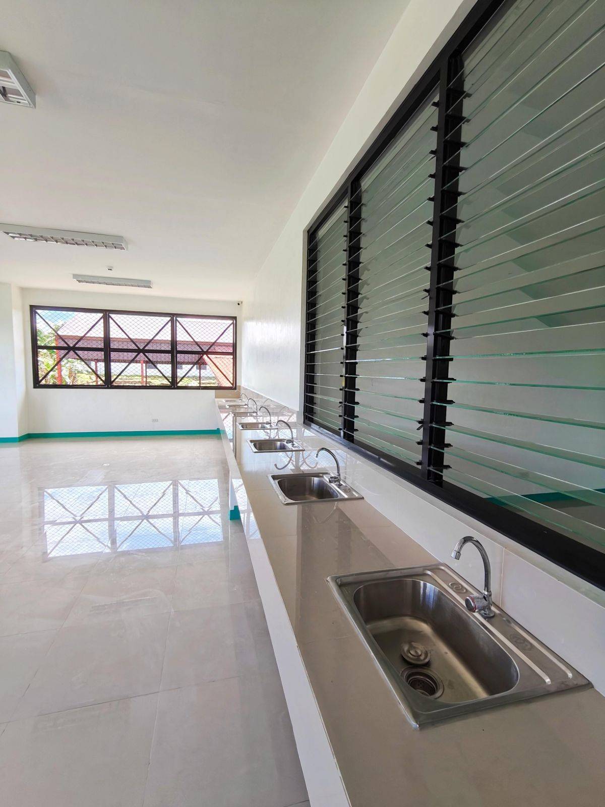 The newly built PAGCOR Socio-Civic Center in Agoncillo, Batangas has amenities like a kitchen, storage areas, toilets, shower rooms, a lactating room for mothers and a spacious activity area.
