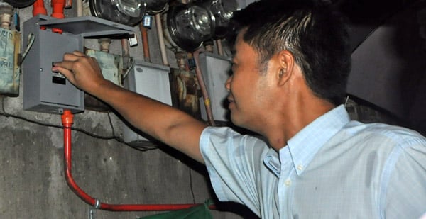Valenzuela launches street lighting project
