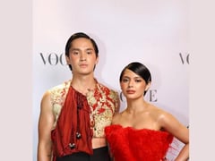 ON WALKING
AND COFFEE WITH
RURU MADRID AND
BIANCA UMALI