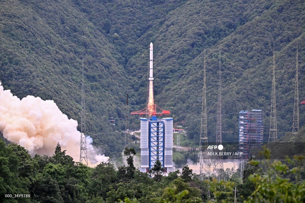 China, France launch satellite to better understand the universe

