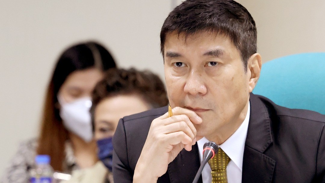 Senator eyes probe of NAIA security after 'Vietnamese scandal’