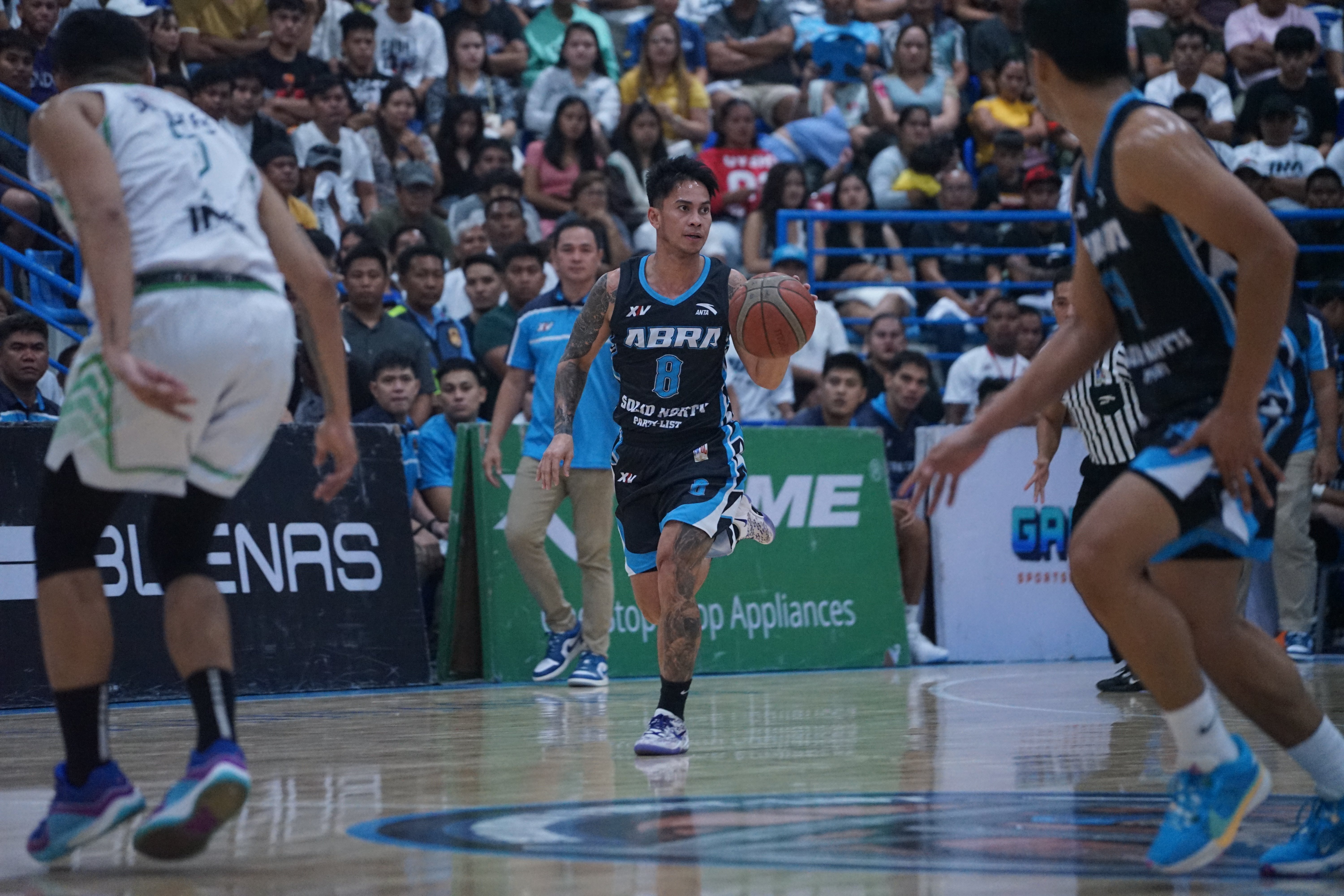 Roi Sumang leads the way for Abra in its 74-63 victory over Rizal on Saturday in the MPBL Sixth Season.