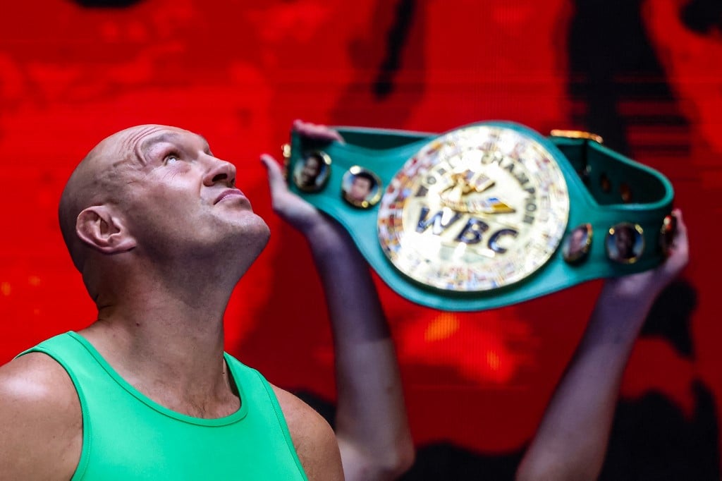Fury 'back in the gym' as he counts down to Usyk rematch
