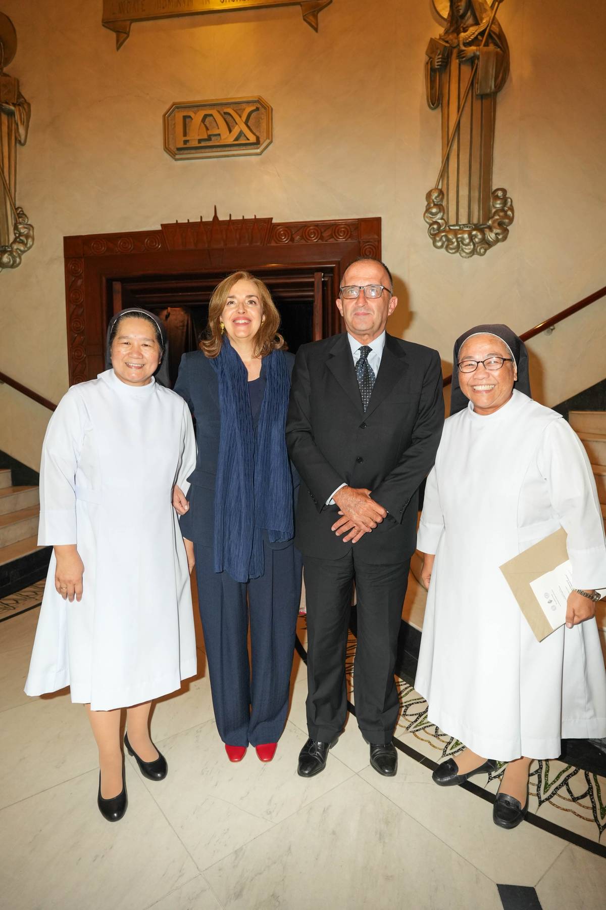 The Organizers Sr. Agnella Capili, OSB-Dean, School of Music of St. Scholastica’s College Manila, Madame Maria Rosaria Brizi, Ambassador Marco Clemente and Sr. Christine Pinto,
OSB-president of St. Scholastica’s College Manila.