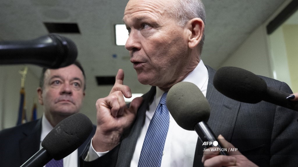 Boeing CEO to face Capitol Hill grilling