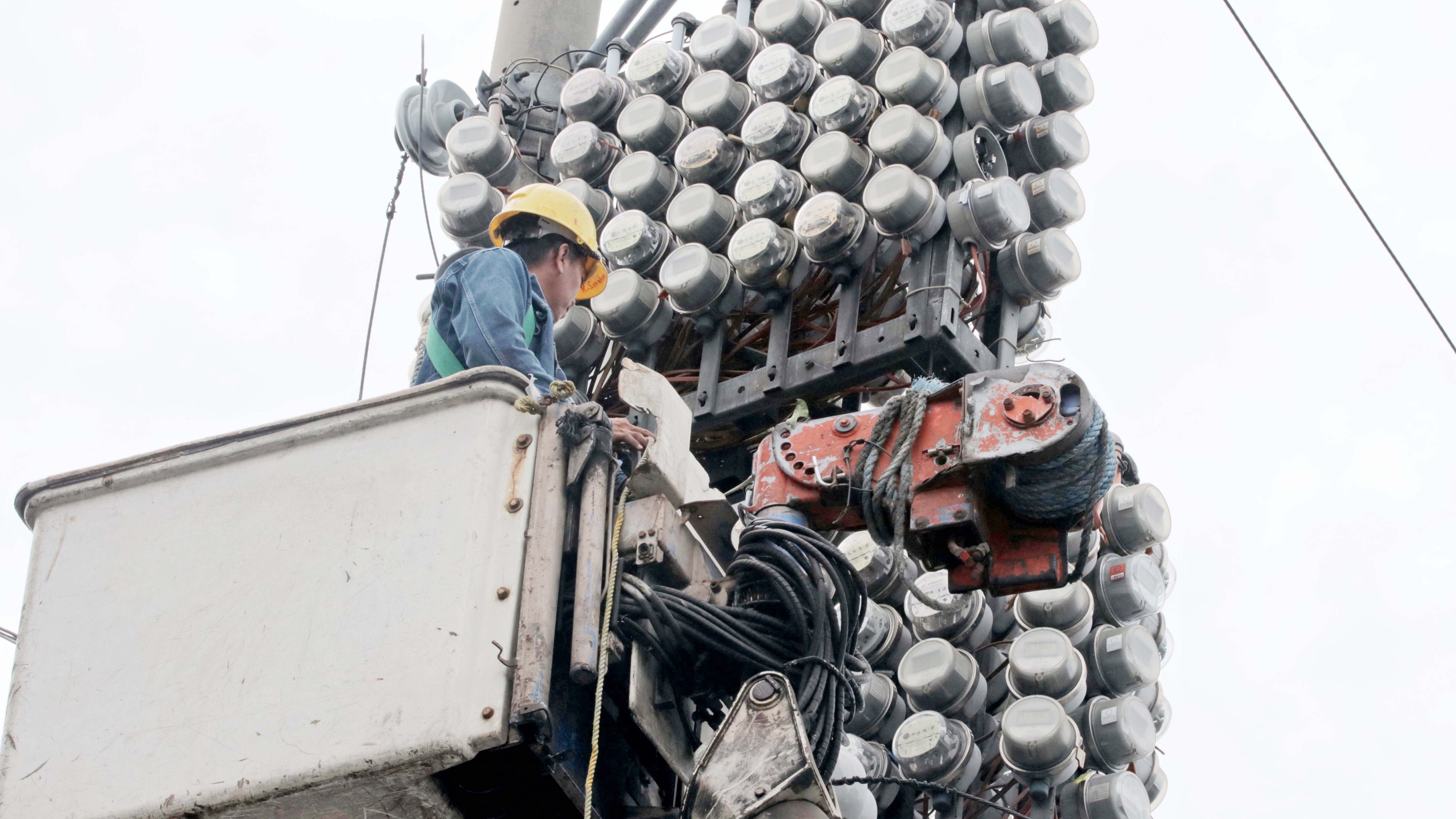 Meralco hints at higher October bills