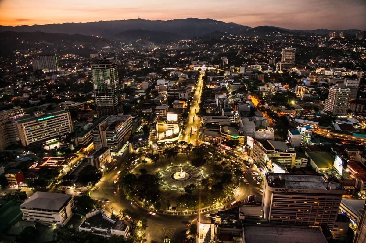 The panoramic view of Cebu City’s picturesque afternoons with the mountain range backdrop.