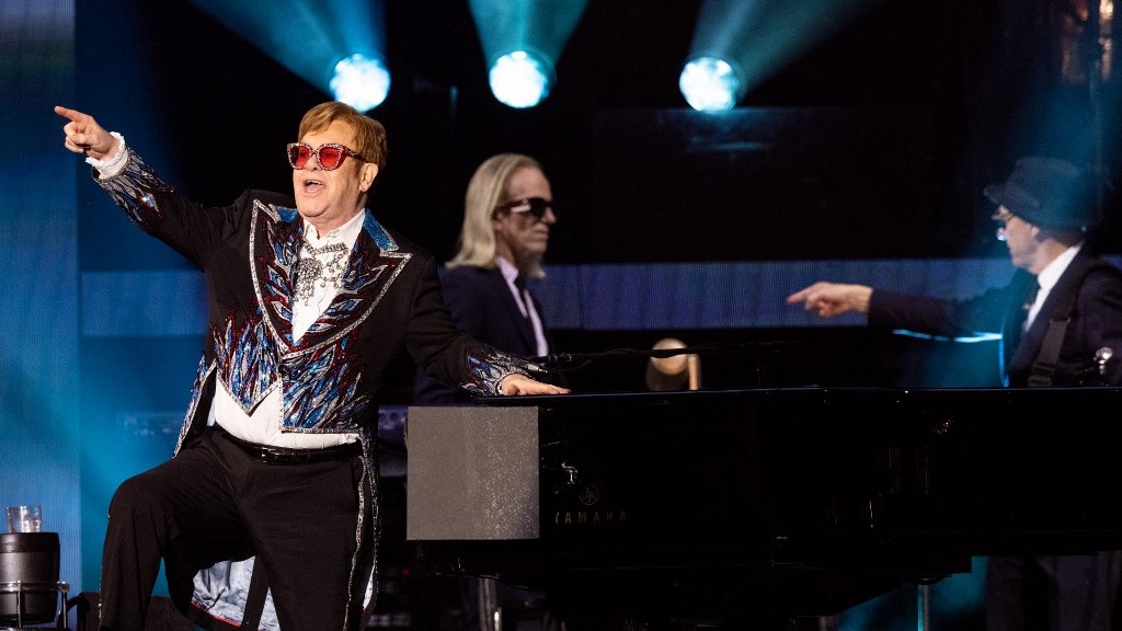 Rocket Man Lands: Elton Prioritizes Family