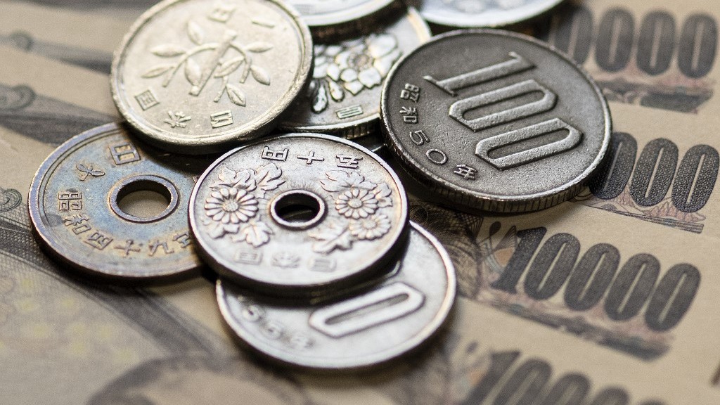 Yen rises after Japan hikes interest rates, eyes turn to Fed