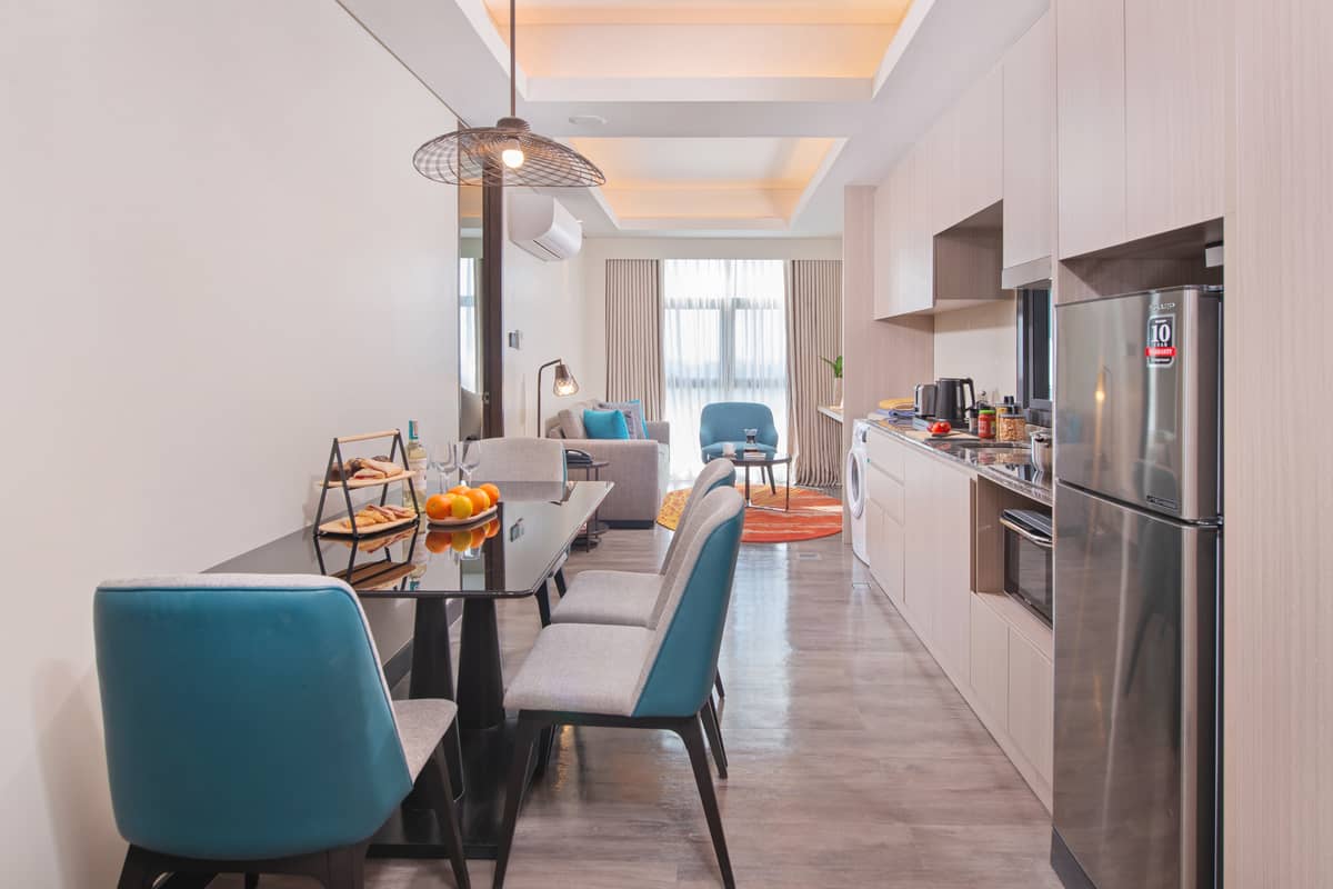SUITE apartment.