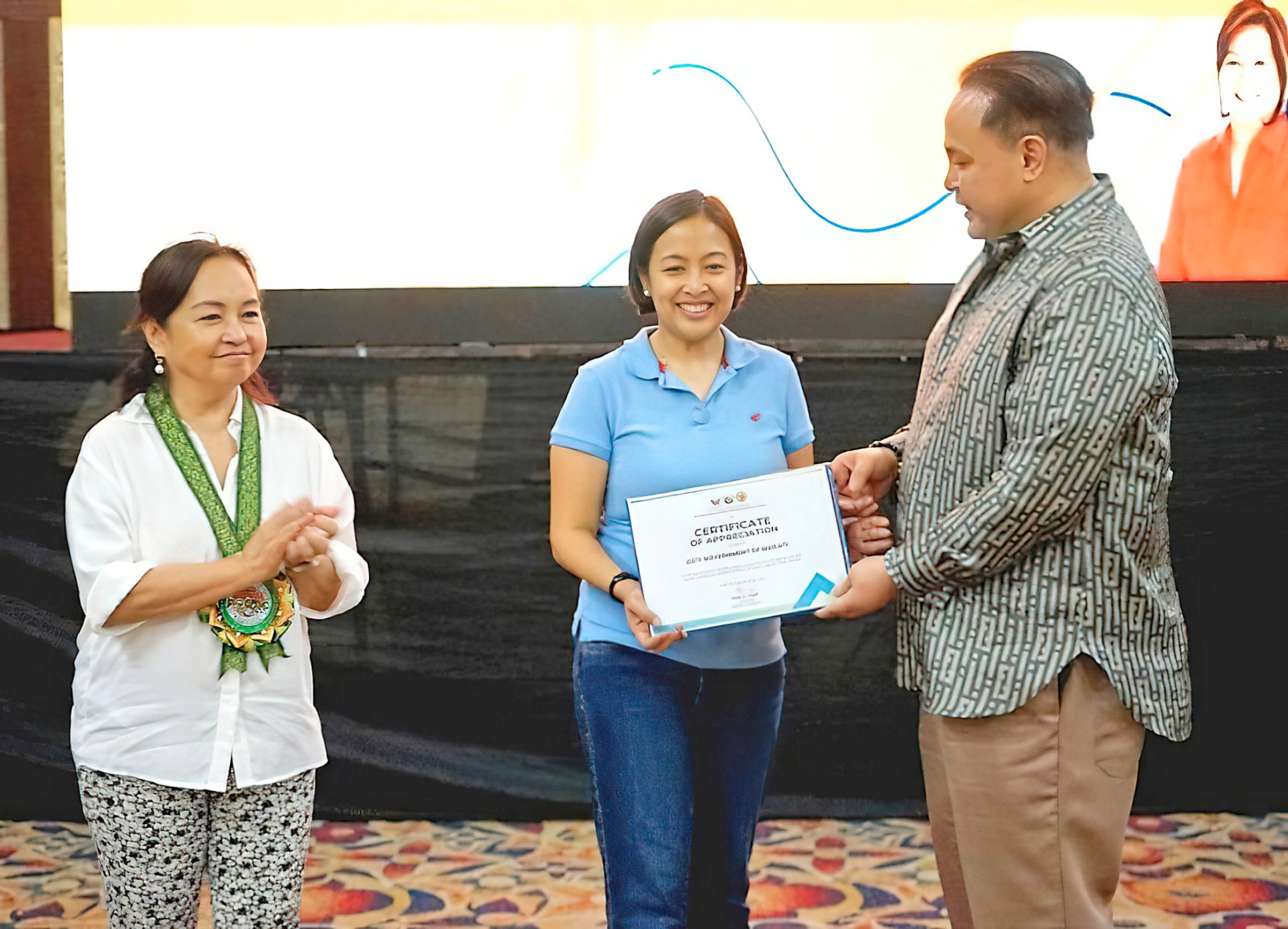 Gov. Delta thanks Makati for ₱1-M aid 