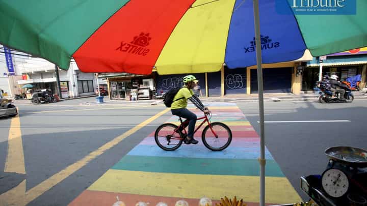 TRIBUNE-Crosswalk-LGBT