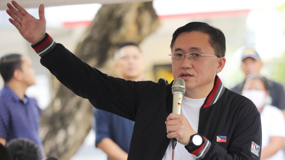 Bong Go lauds groundbreaking of Sta. Catalina Super Health Center