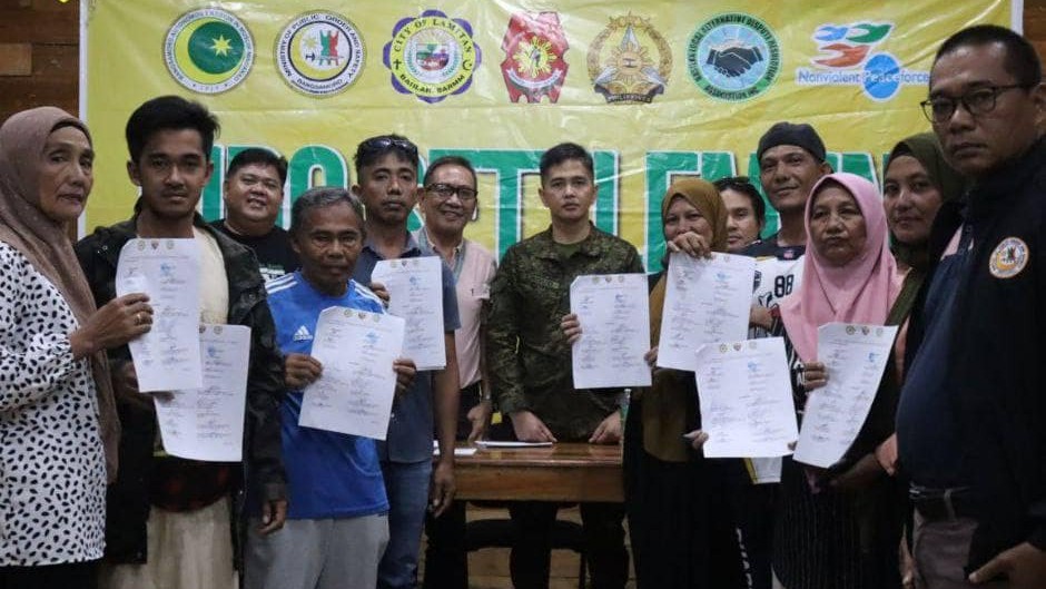 Military resolves possible Lamitan clan war 
