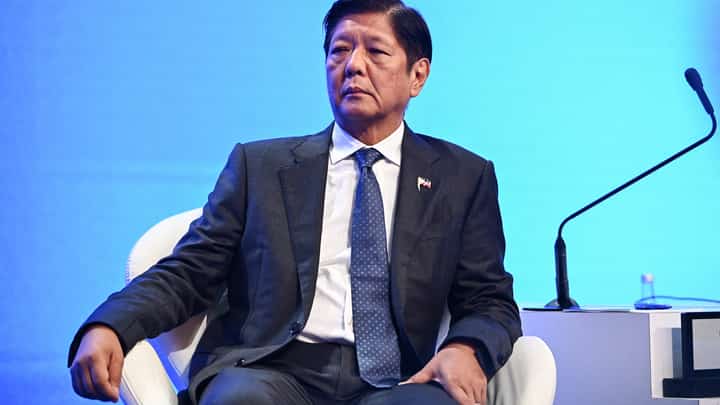 PENSIVE President Ferdinand ‘Bongbong’ Marcos weighs the country’s security options
during the 21st Shangri-La Dialogue summit in Singapore.