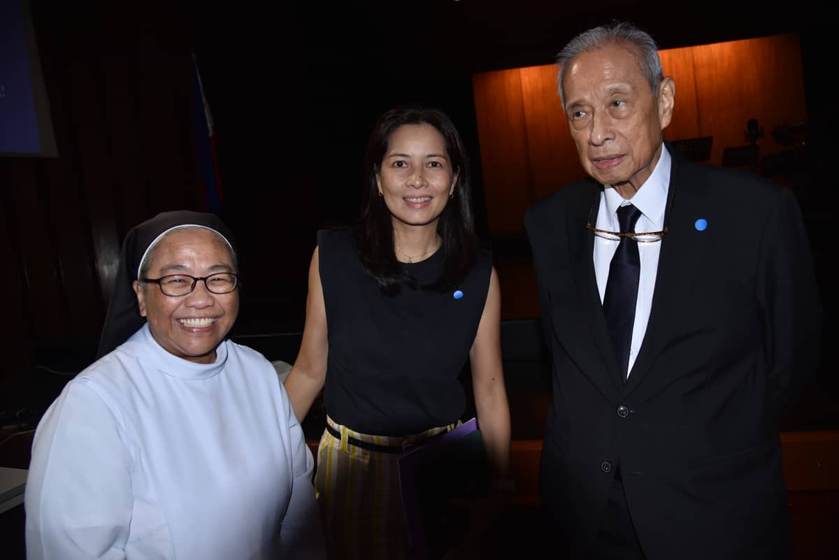 Sr. Christine Pinto, OSB (president of St. Scholastica’s College Manila), Vanna Calalang Severino and Conrad Calalang (executive vice president of Philippine Italian Association).