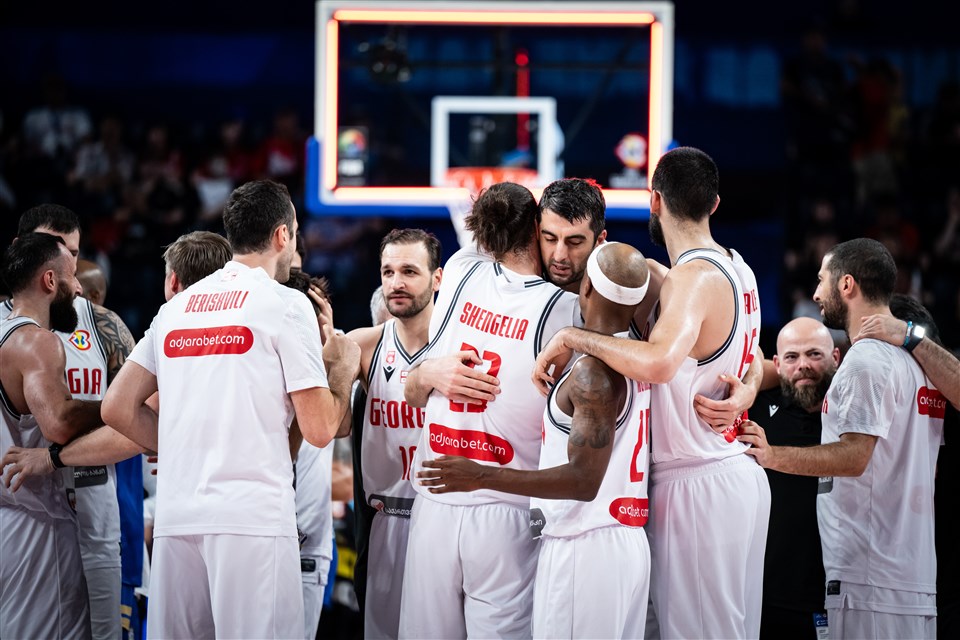 Giant Georgia chasing history