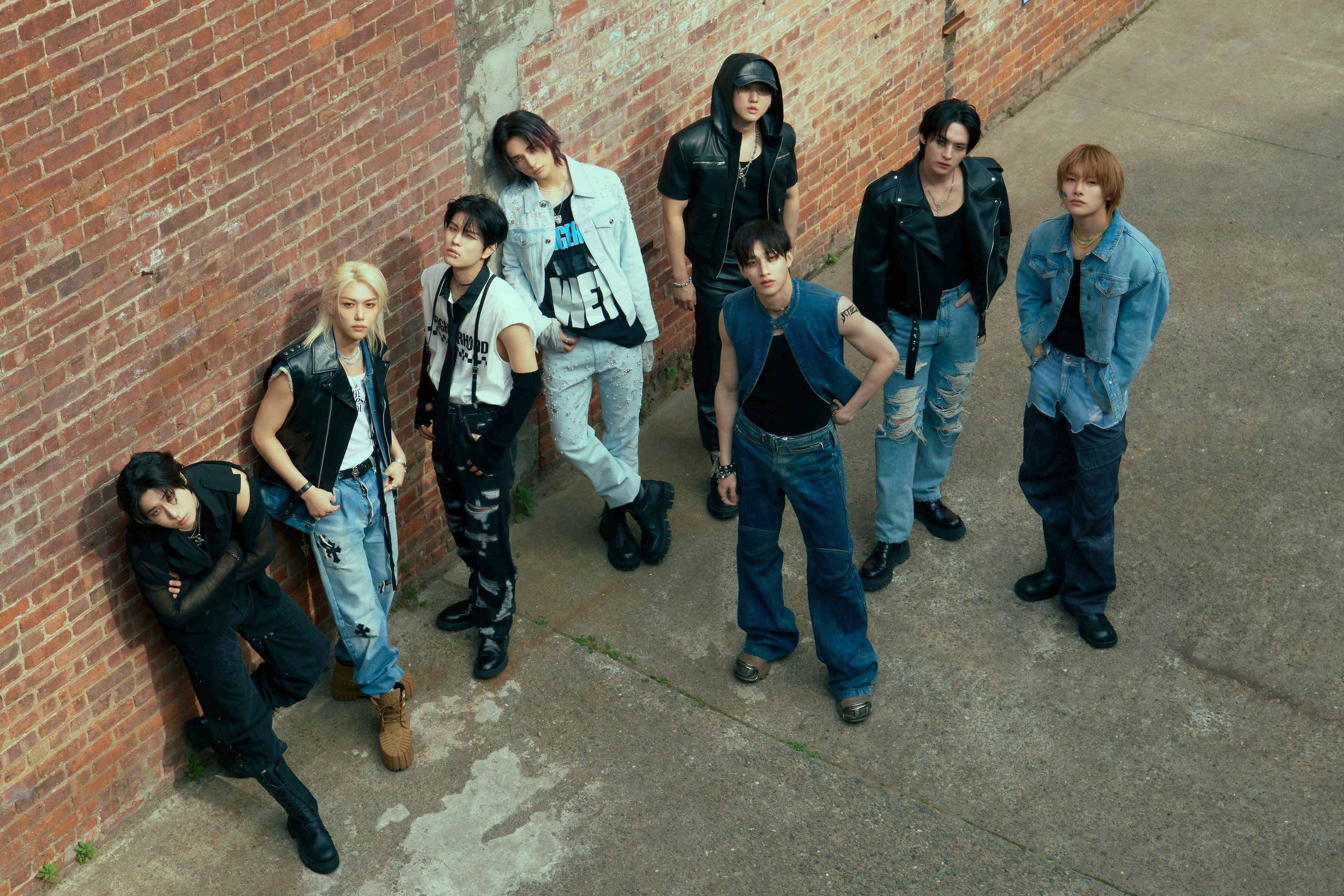 Stray Kids.