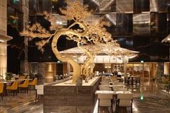 Experience ‘The Art of Tempura’ and sake pairings with renowned chef Tadashi Sawauchi 
