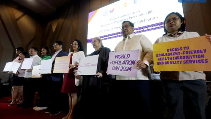 TRIBUNE-protest-adolescent-sexual-bill