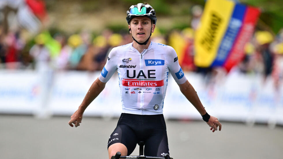 Hot Pogacar takes Tour de France lead