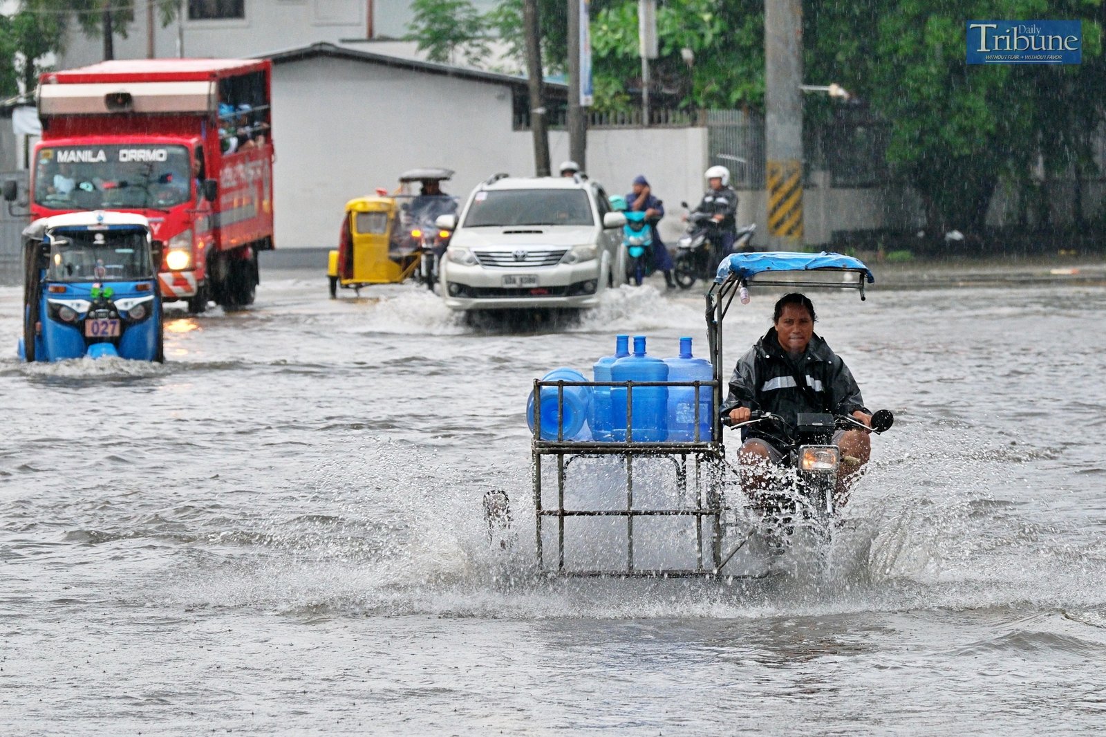 TRIBUNE-manila-submerged