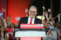 Labor returns to power in UK, Starmer bags PM post