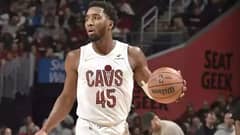 Mitchell keeps Cavs perfect