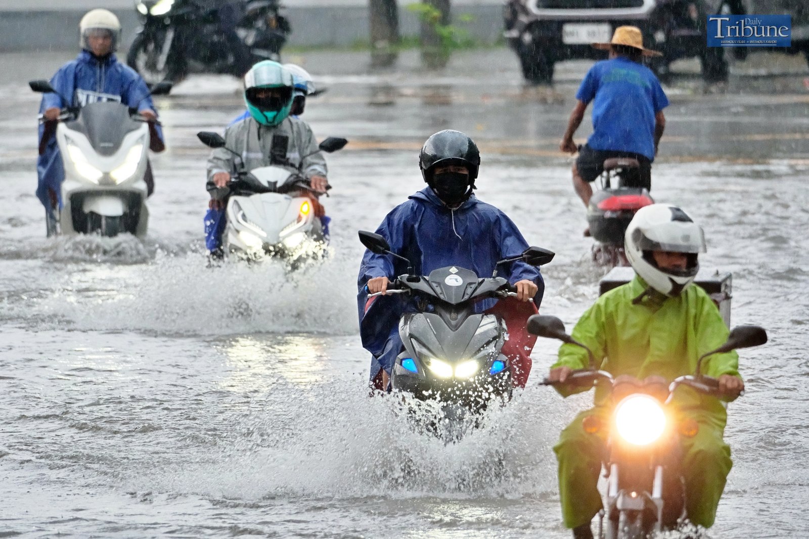 TRIBUNE-manila-submerged