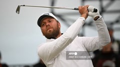 Brown takes shock British Open lead as McIlroy, Woods suffer nightmare starts