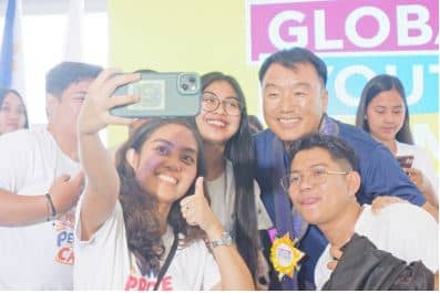 SM Cares and GPF kicked off the South Luzon leg of this year’s GYS in Legazpi City, Albay last 8 June 2024, which focused on “SDG 11: Sustainable Cities and Economies.” The event tackled the role of sustainability in ensuring the long-term viability of cities and economies.