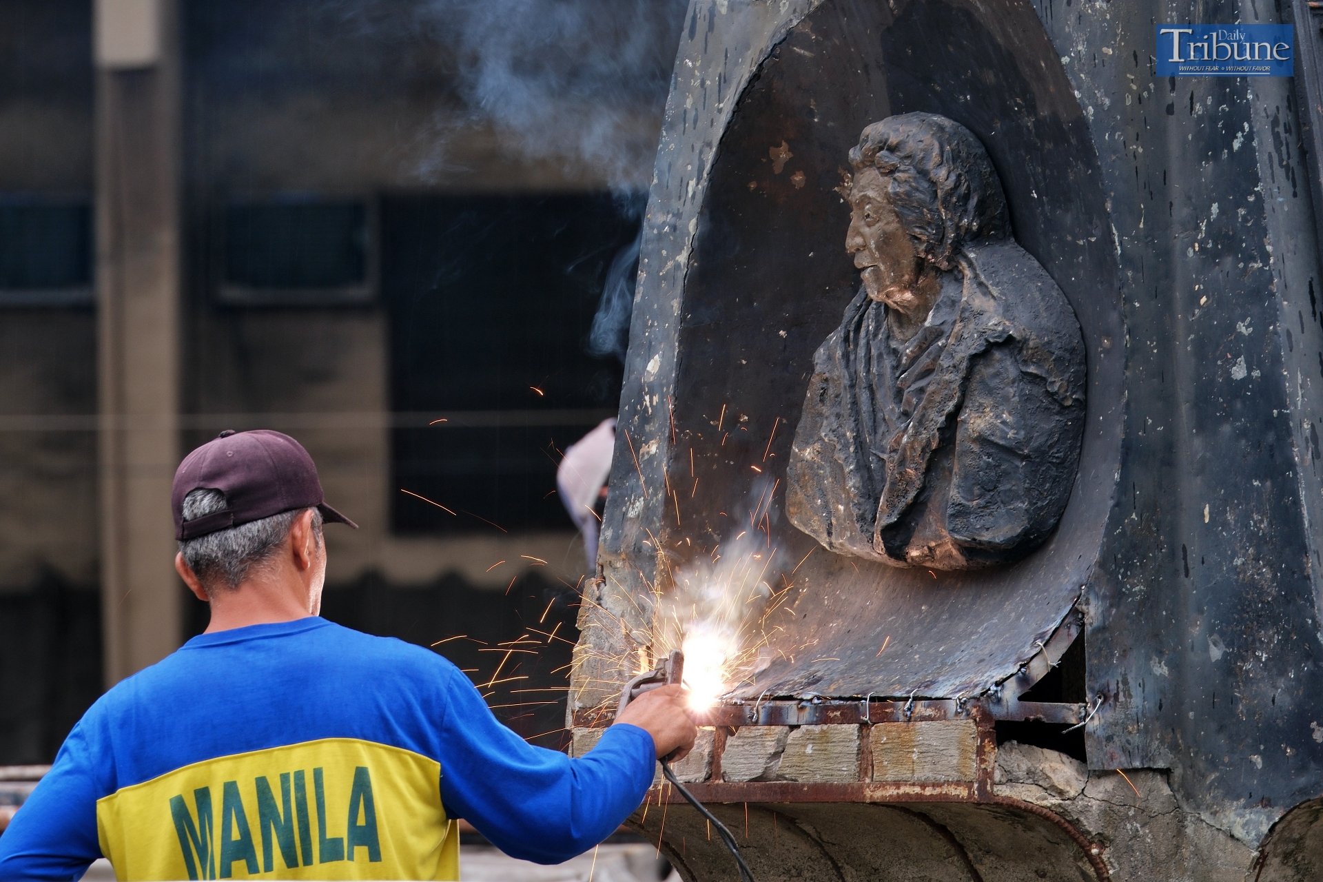 RESTORING ICONIC MONUMENT