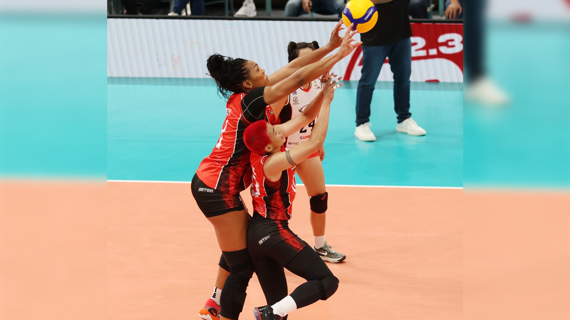 KILLER CROSSOVERS: Galang, Bell spike Chery Tiggo’s beatdown of Nxled