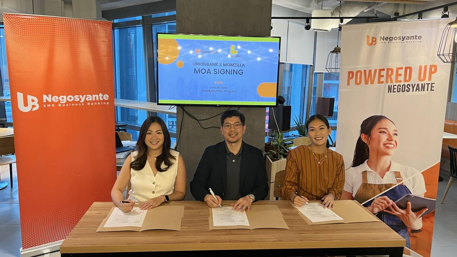 UB Negosyante ‘POWERS UP’ Momzilla merchants