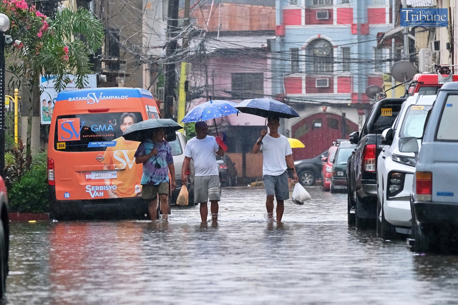 TRIBUNE-manila-flooded