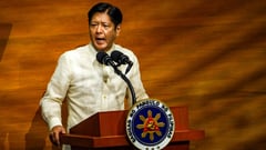 Marcos says PhL 'cannot yield' in territorial disputes