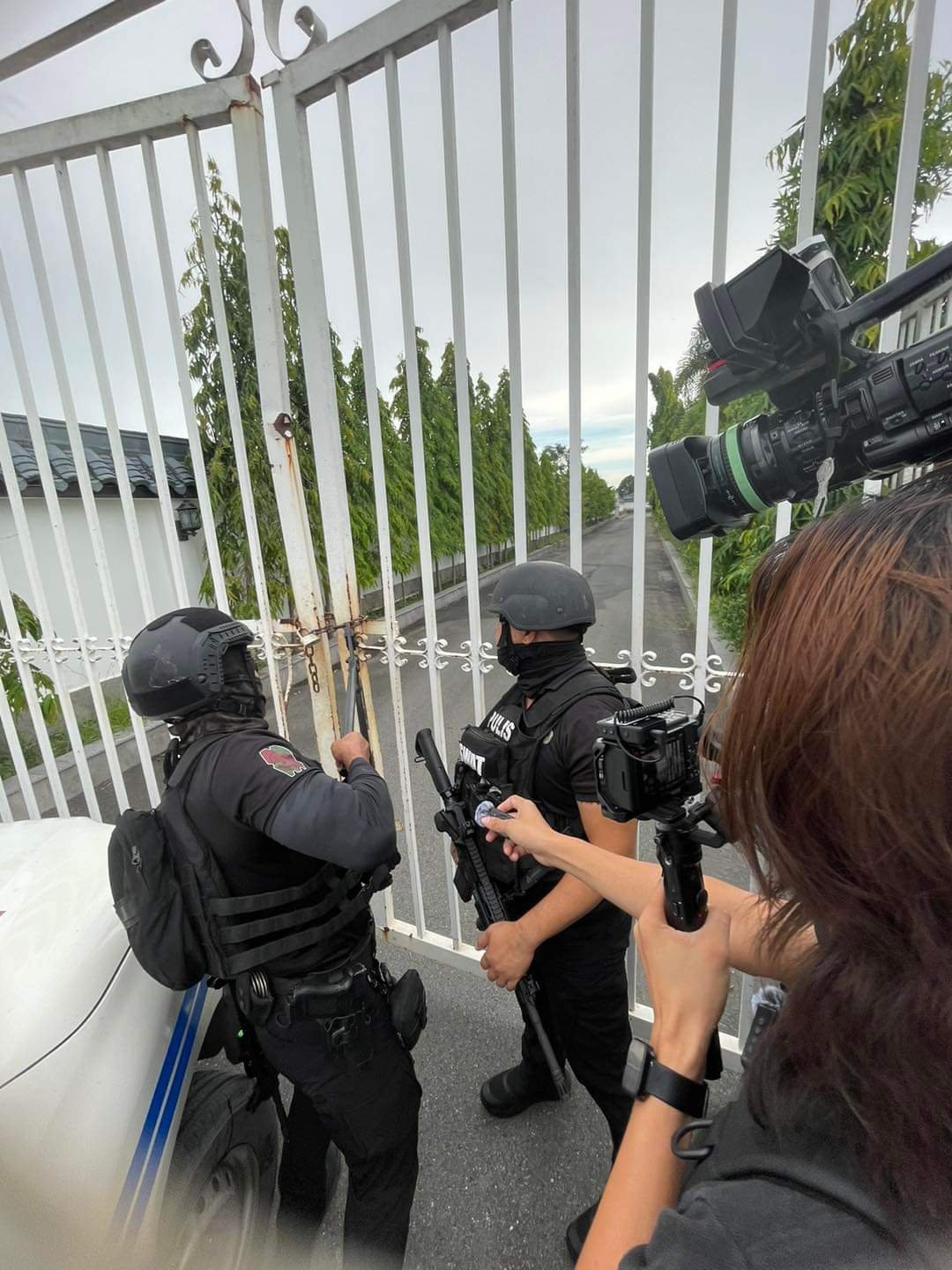 Photos from Governor Pineda's social media account