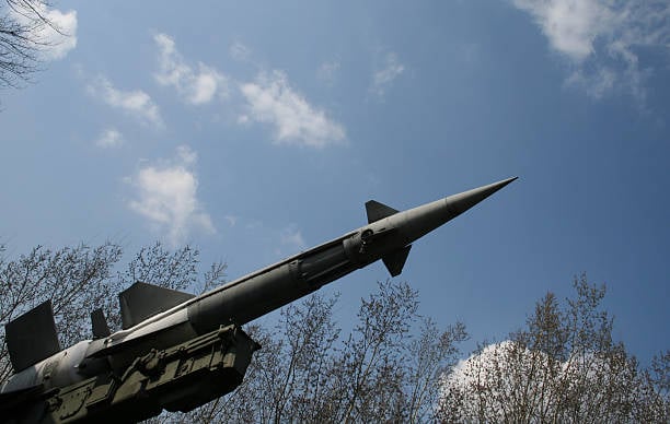Israel bombs Syria air defense bases 