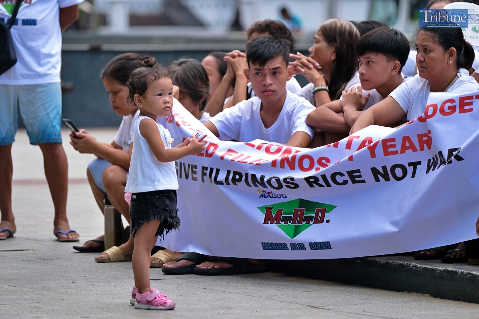 TRIBUNE-liwasangbonifacio