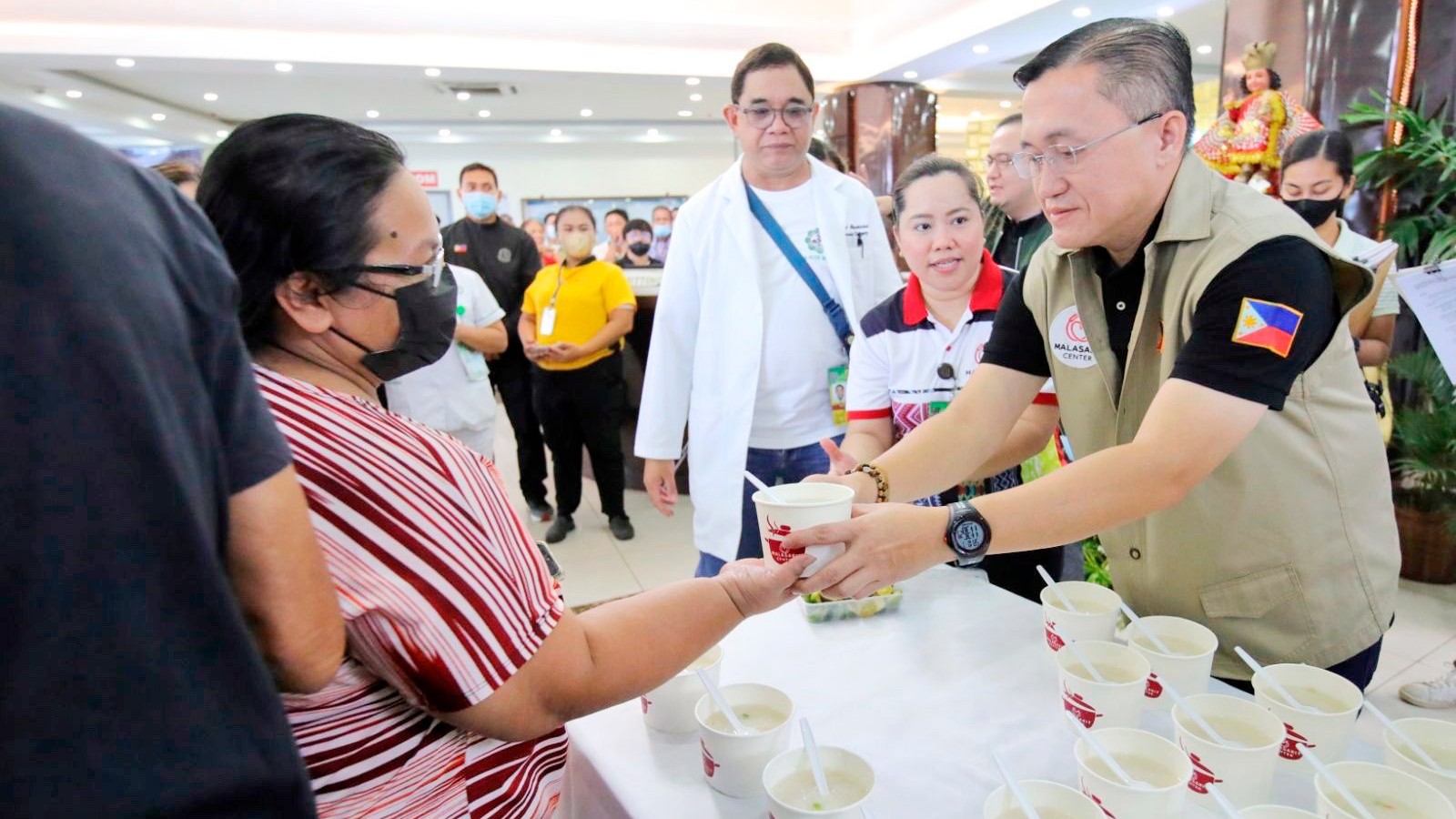 Bong Go strengthens ‘Palugaw’ feeding initiative