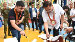 Mayor Biazon stresses importance of working together in 'Brigada Eskwela' kick-off in Muntinlupa 